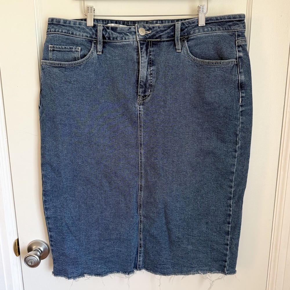 Ava & Viv Knee-Length Denim Pencil Skirt